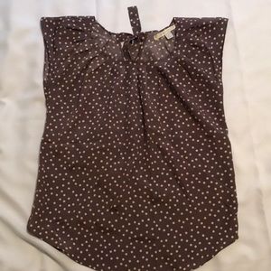 LC sleeveless blouse